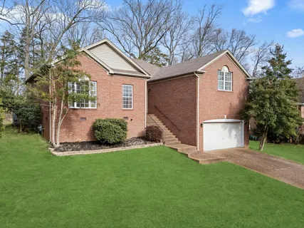 $449,900 | 5137 Bay Overlook Drive, Hermitage, TN 37076