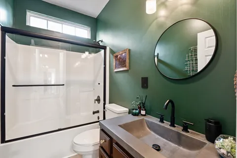 $449,900 | 5137 Bay Overlook Drive, Hermitage, TN 37076