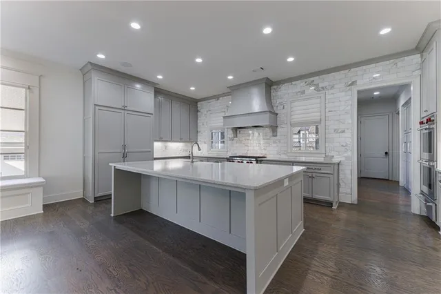 $11,000 | 261 Chastain Park Drive Northeast, Atlanta, GA 30342