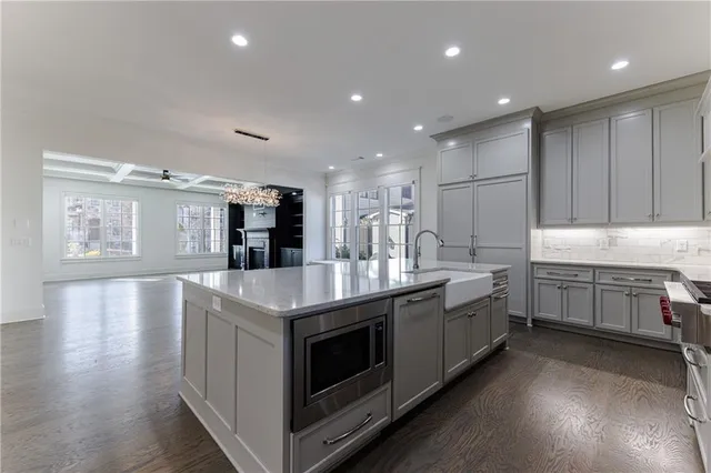 $11,000 | 261 Chastain Park Drive Northeast, Atlanta, GA 30342