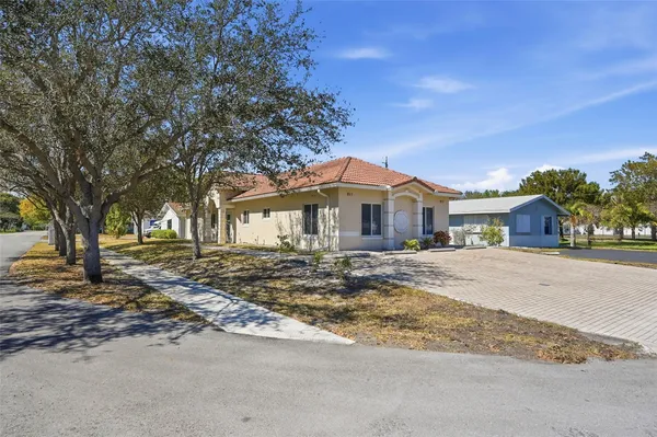 $775,000 | 911 Northeast 12th Avenue, Pompano Beach, FL 33060