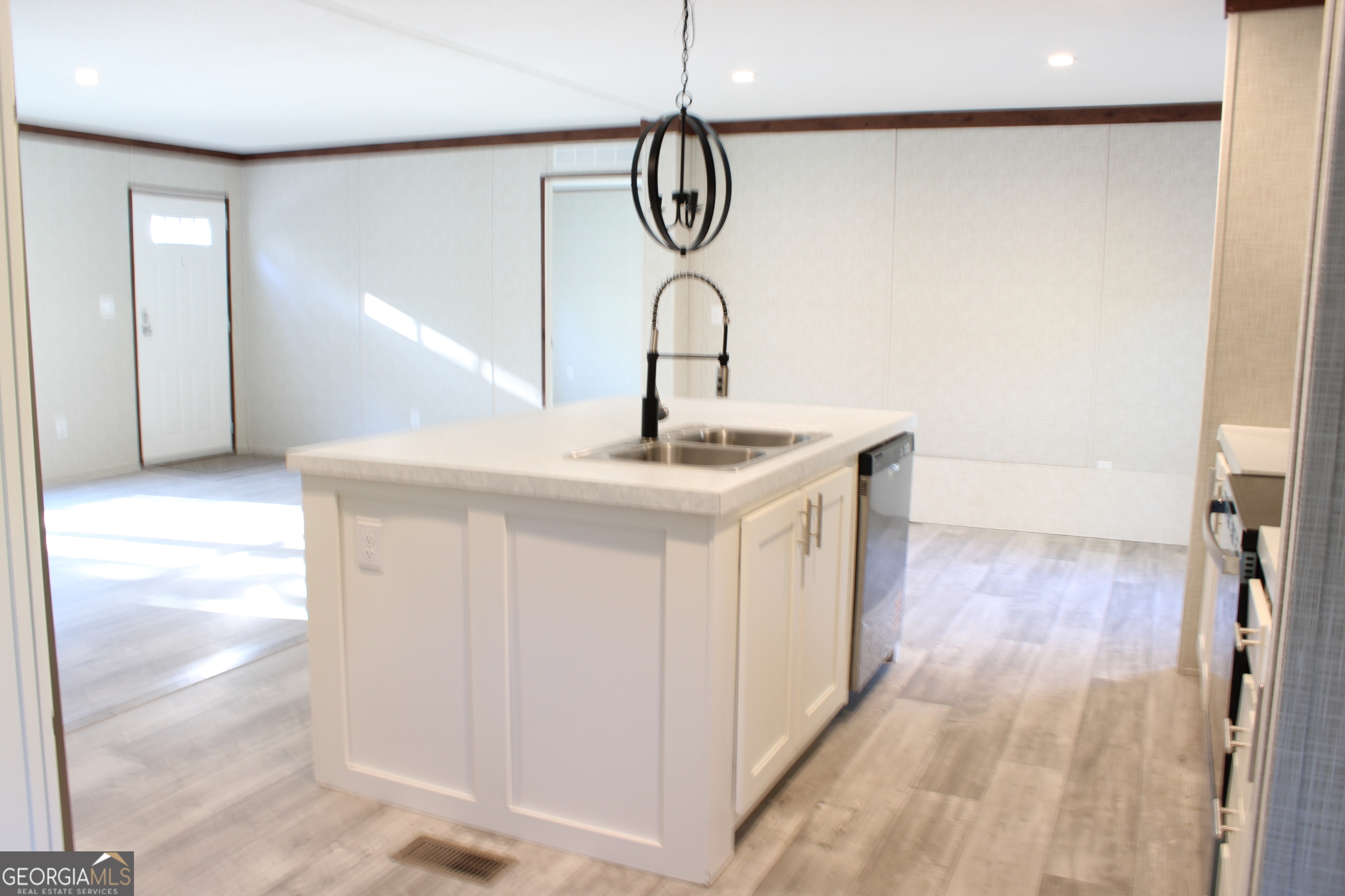 223 Pelican Road Woodbine, GA 31569 - Photo 5 of 25