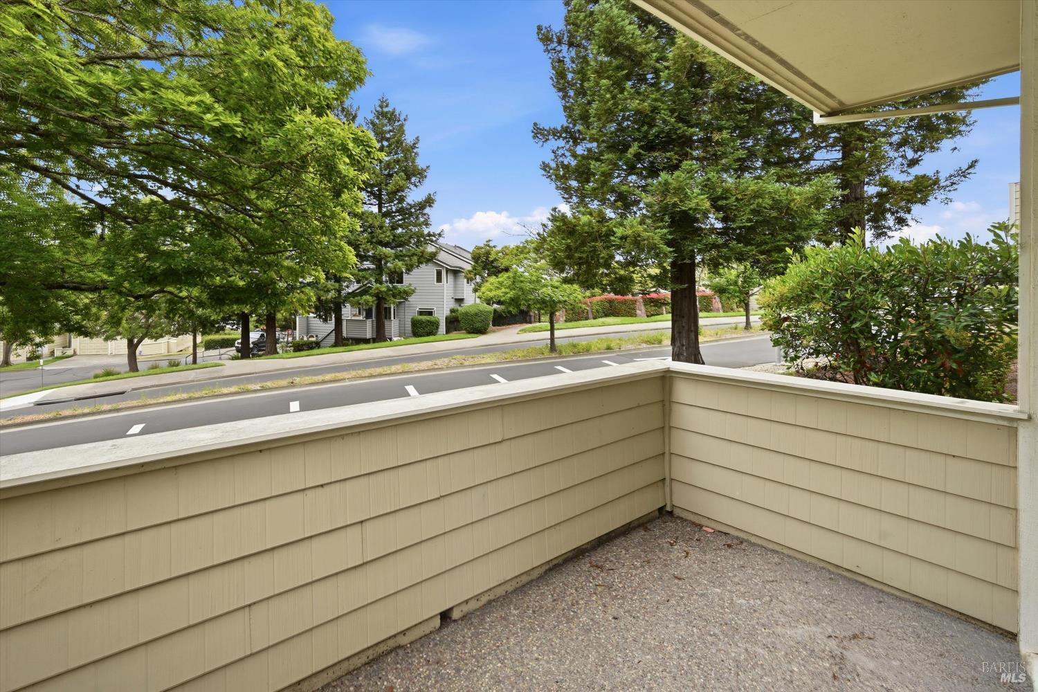 2004 Stonefield Lane Santa Rosa, CA 95403 - Photo 42 of 45