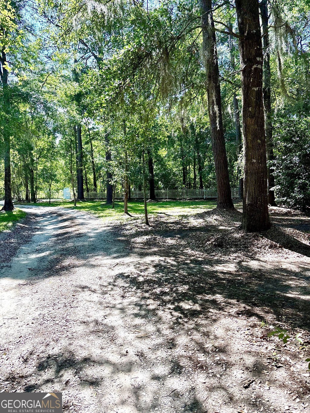 351-353 Thurmon Loop Road Jesup, GA 31545 - Photo 17 of 25