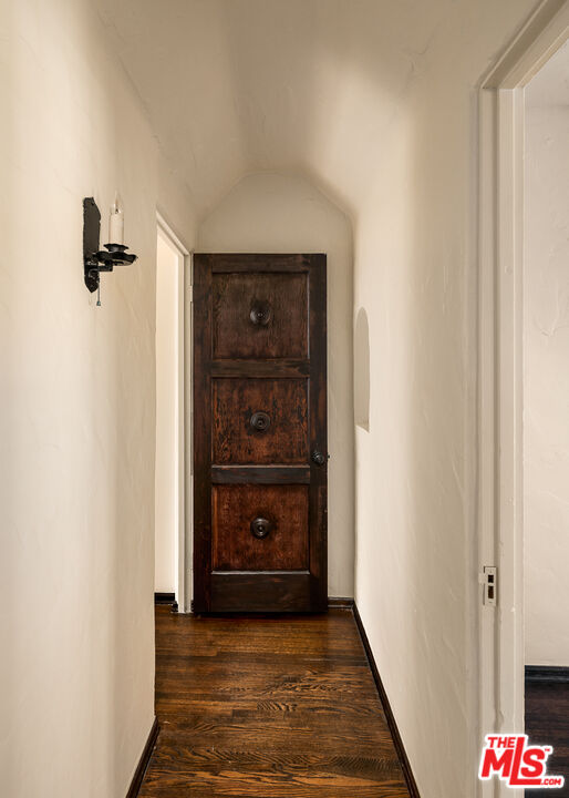 3840 Valleybrink Road Los Angeles, CA 90039 - Photo 20 of 32