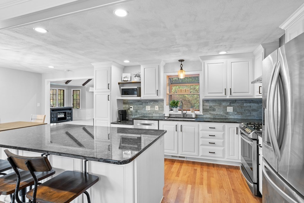 76 Providence Road Westford, MA 01886 - Photo 8 of 42 Gallery Image 8