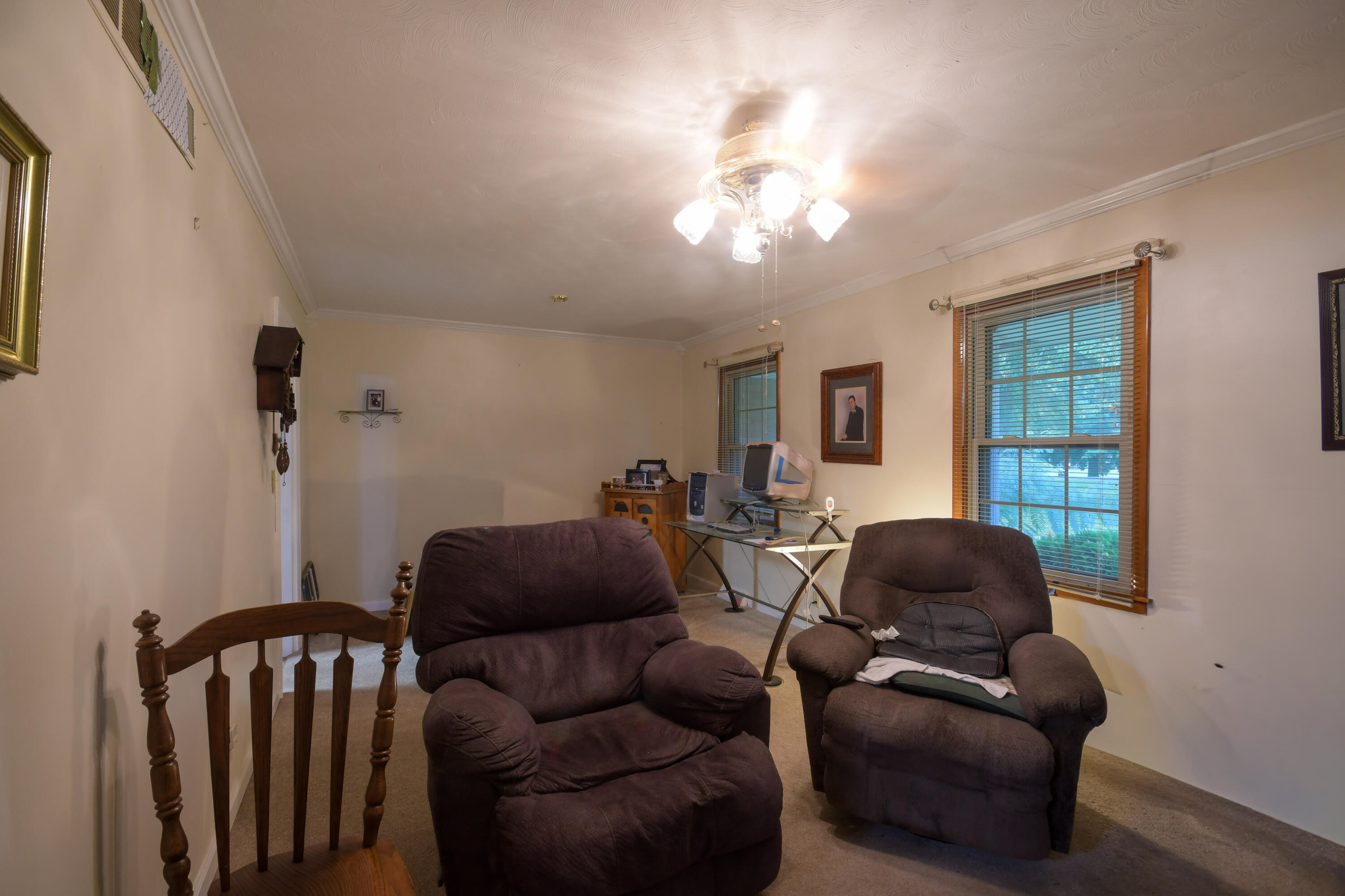 1310 Osborne Road Mount Sterling, KY 40353 - Photo 28 of 48 Living Room (2 of 2)