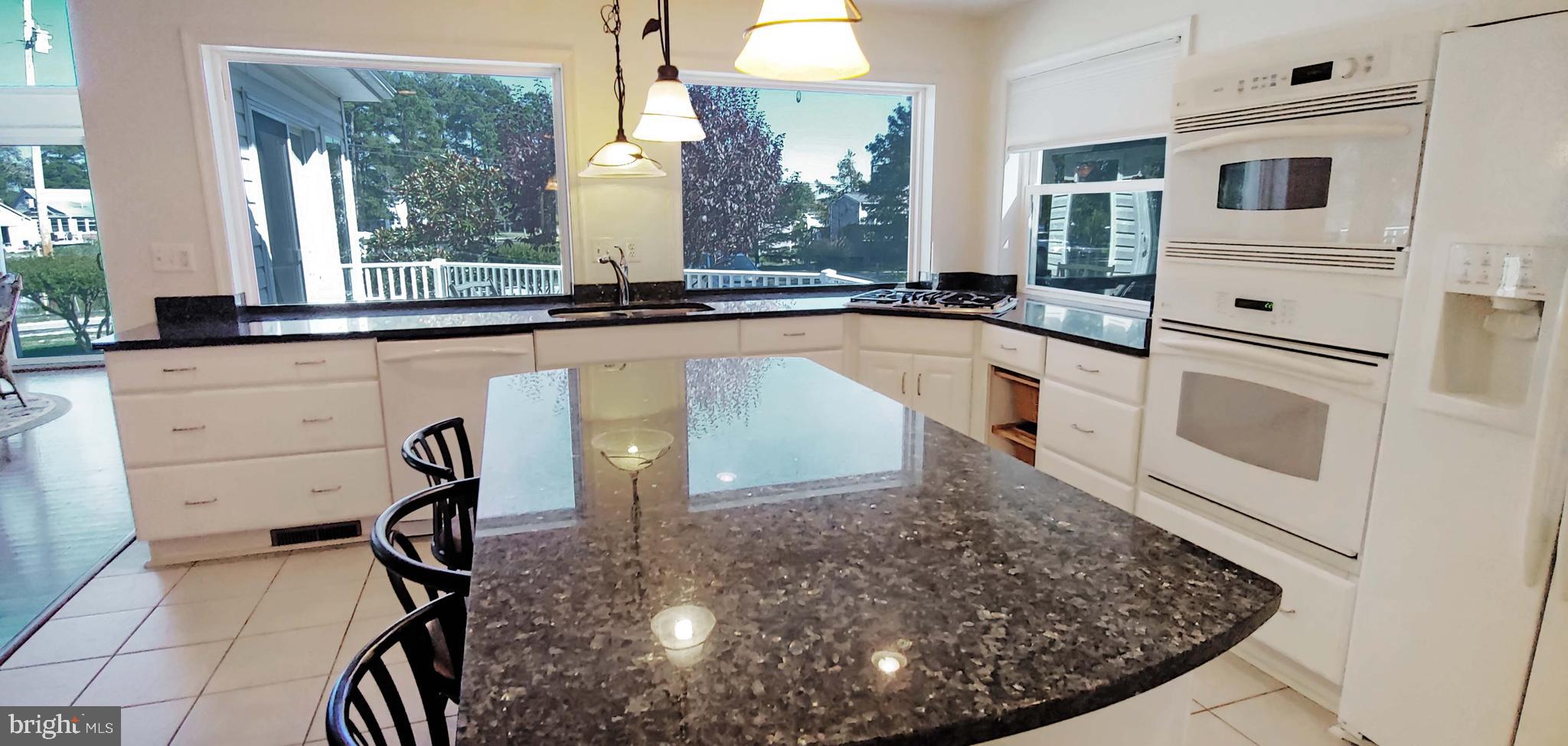 17451 Poplar Street Piney Point, MD 20674 - Photo 20 of 67 Large Island with Granite Countertops