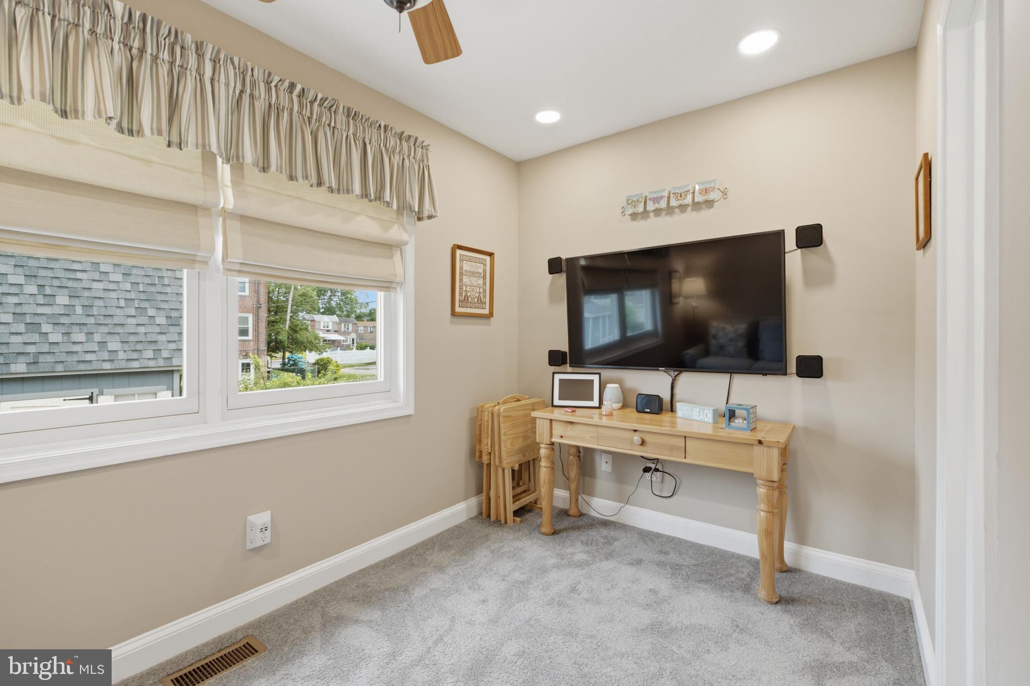 1084 Cedarwood Road Glenolden, PA 19036 - Photo 15 of 40