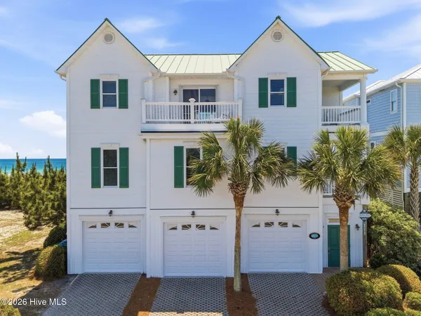 $2,600,000 | 111 South Anderson Boulevard, Topsail Beach, NC 28445