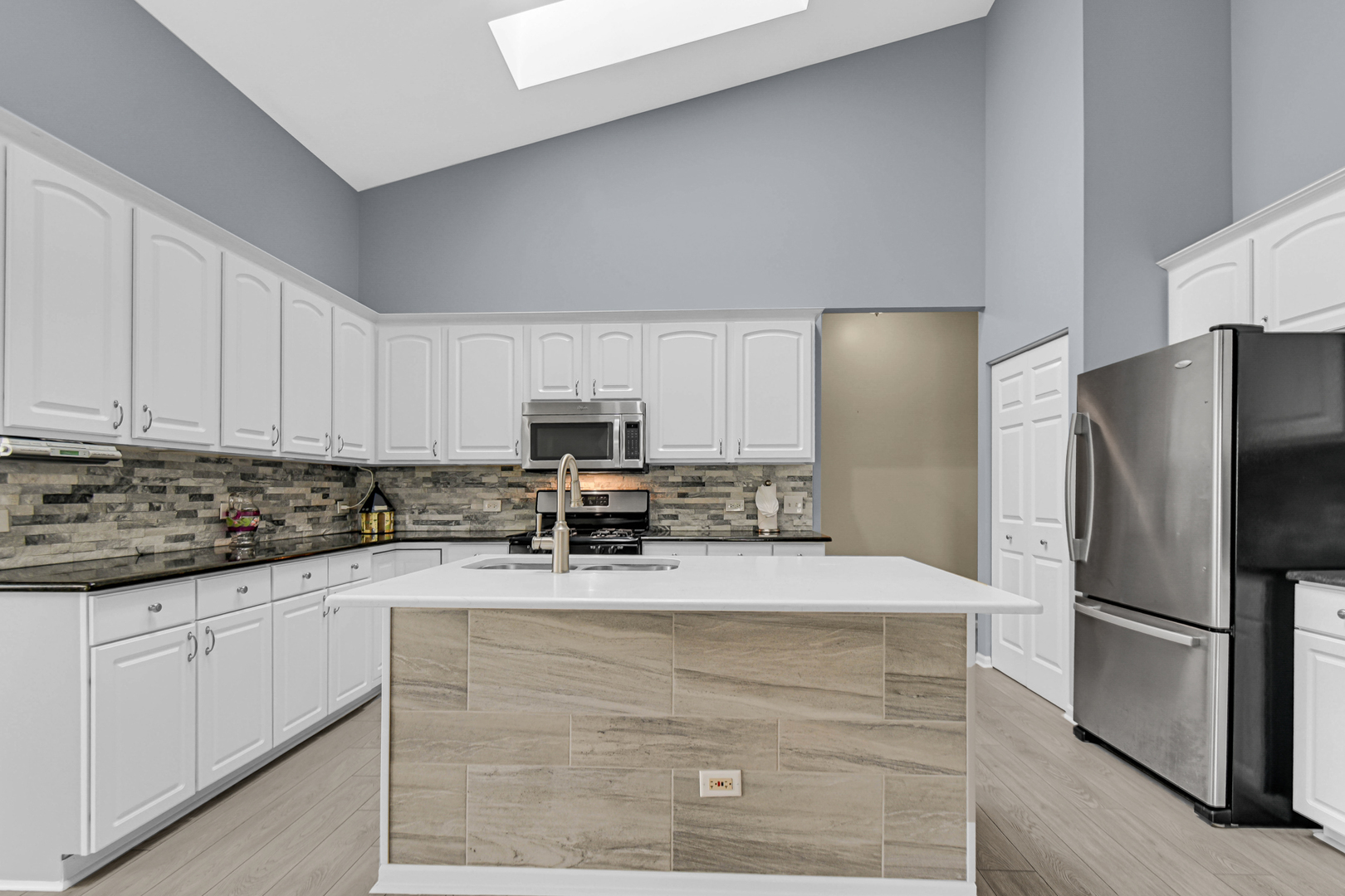 735 Pentwater Road Romeoville, IL 60446 - Photo 21 of 48 Gallery Image 21