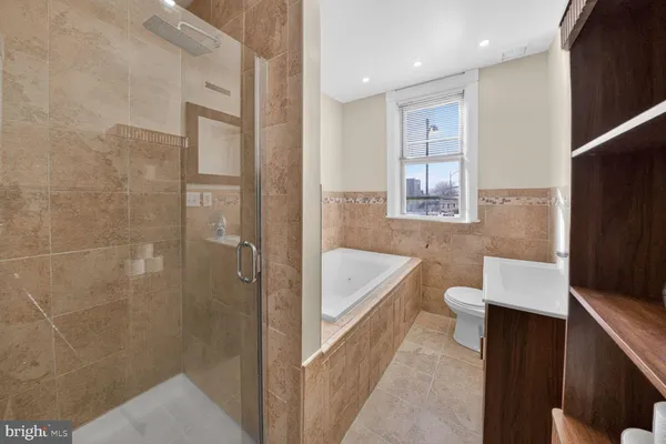 $3,500 | 1932 Summit Place Northeast, Washington, DC 20002