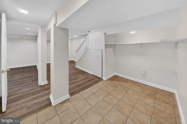 $3,500 | 1932 Summit Place Northeast, Washington, DC 20002