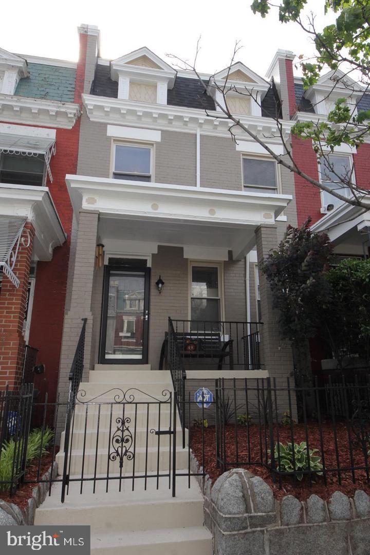 1932 Summit Place Northeast Washington, DC 20002 - Photo 2 of 26 a front view of a house