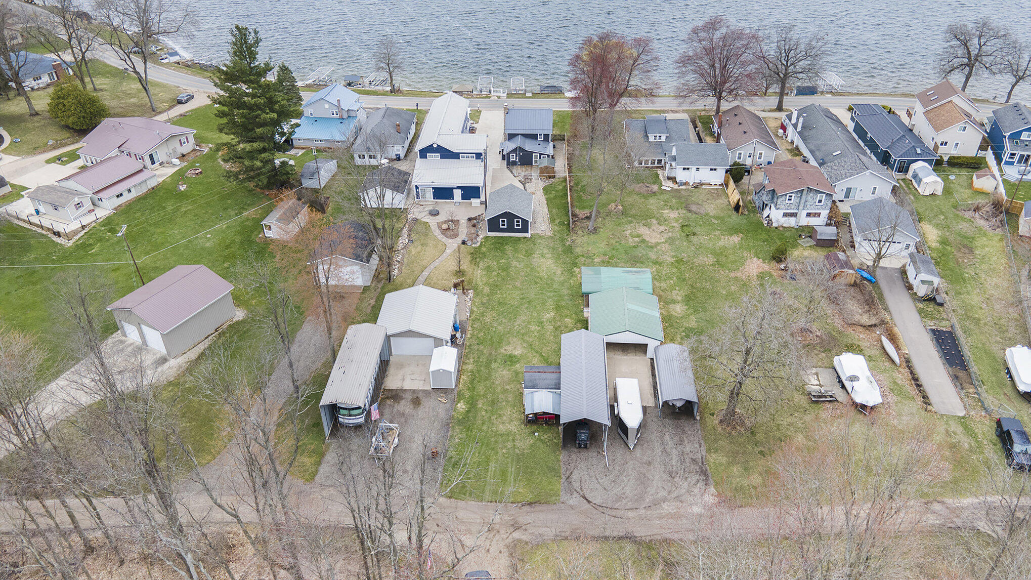 144 Hickory Road Battle Creek, MI 49017 - Photo 4 of 39 001_dji_0889-1_500