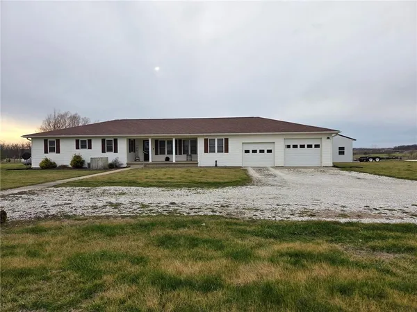 $310,000 | 1391 County Road 2470, Huntsville, MO 65259