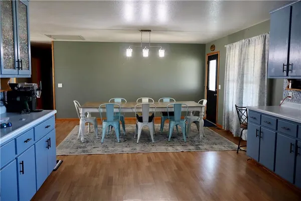 $310,000 | 1391 County Road 2470, Huntsville, MO 65259