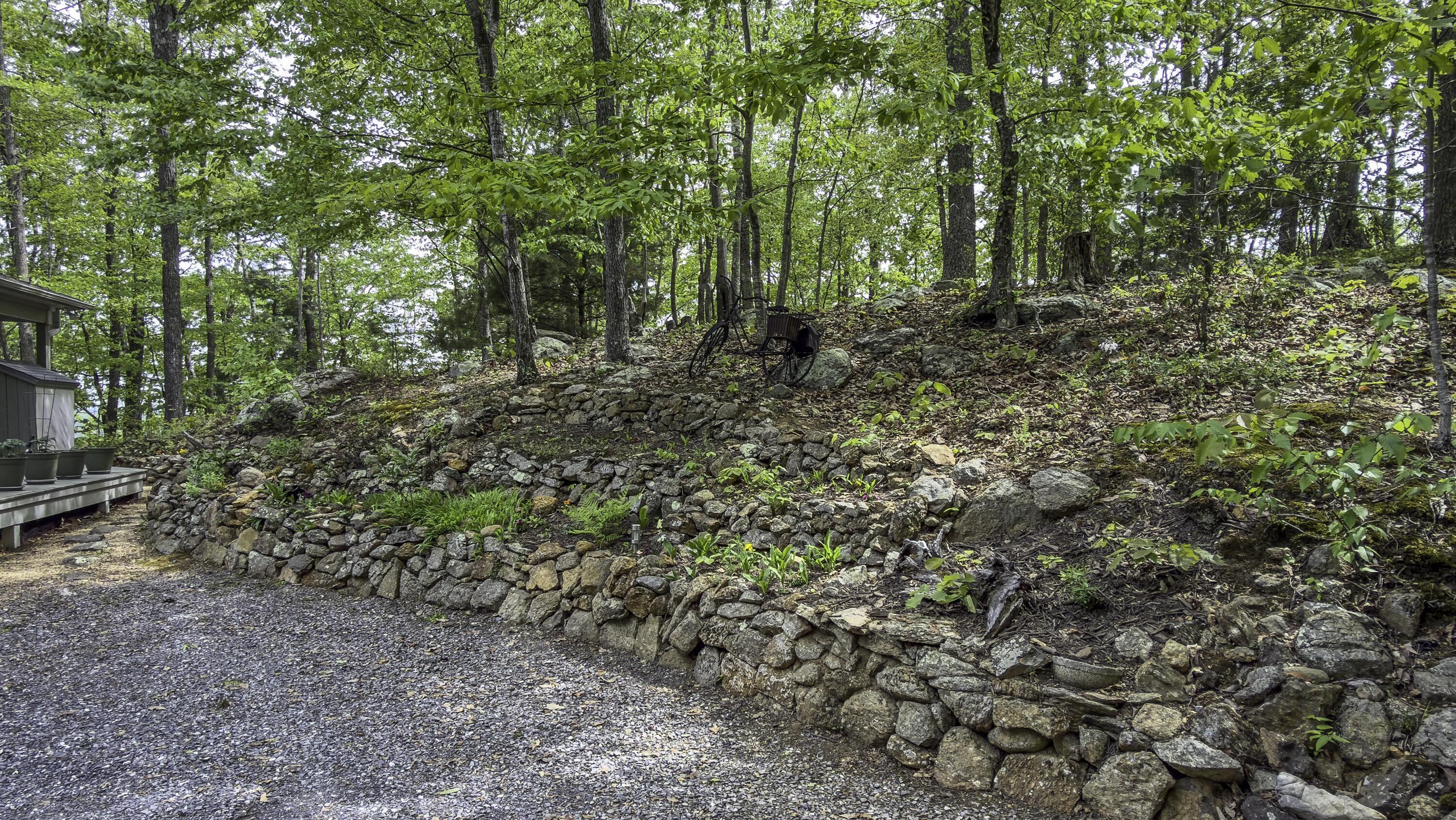 151 Stoneybrook Road Vesuvius, VA 24521 - Photo 9 of 96 9 151 Stoneybrook