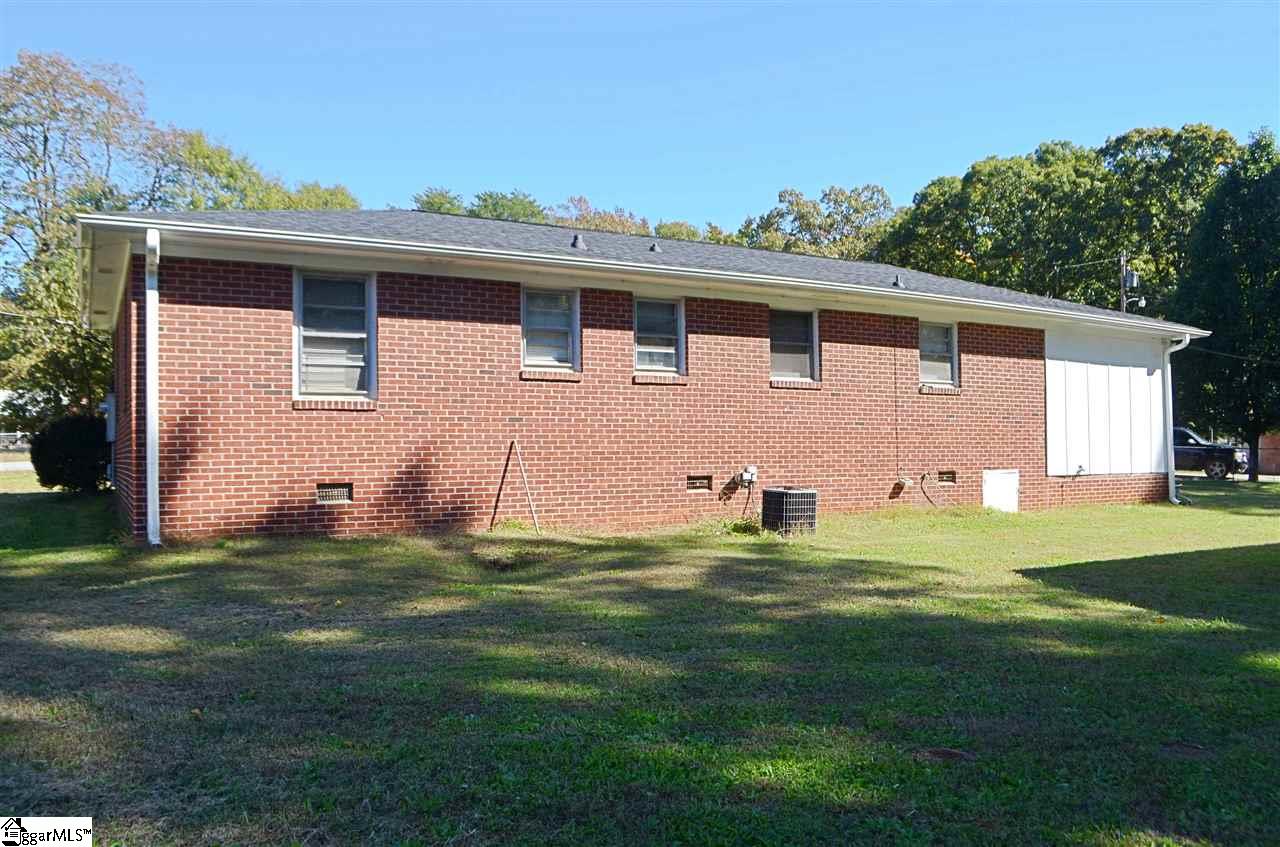 22 Ray Street Greenville, SC 29611 - Photo 16 of 20