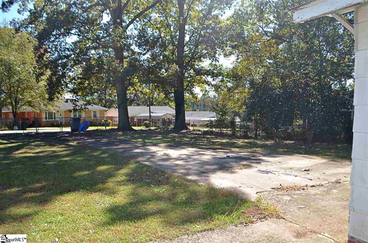 22 Ray Street Greenville, SC 29611 - Photo 19 of 20