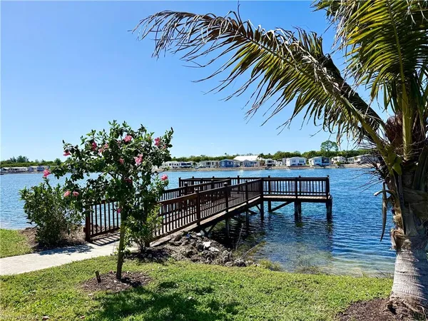 $108,000 | 433 Cheetah Drive, Unit 433, Naples, FL 34114