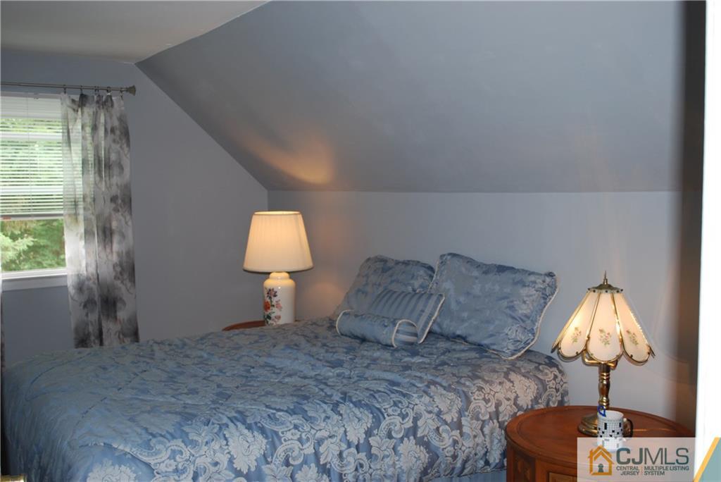 7 Darwin Road Old Bridge, NJ 08857 - Photo 12 of 18 Gallery Image 12