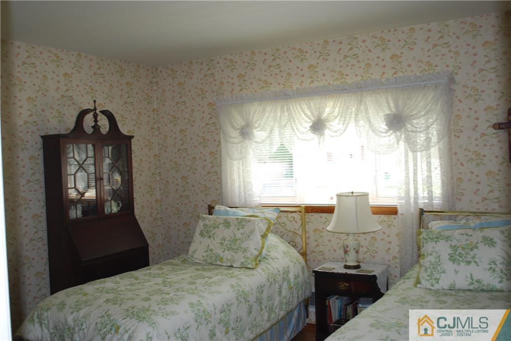 7 Darwin Road Old Bridge, NJ 08857 - Photo 8 of 18 Gallery Image 8