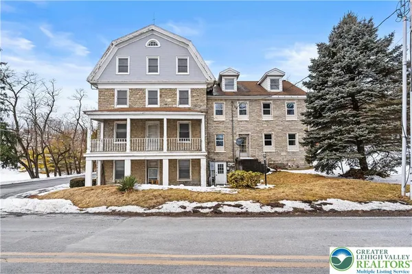 $1,250,000 | 384 Evansville Road, Fleetwood, PA 19522