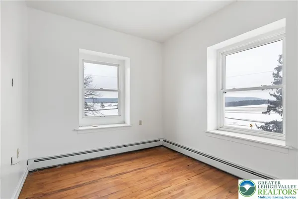 $1,250,000 | 384 Evansville Road, Fleetwood, PA 19522