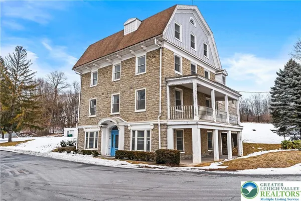 $1,250,000 | 384 Evansville Road, Fleetwood, PA 19522