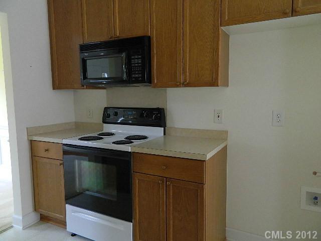 6636 Barkley Farm Road Huntersville, NC 28078 - Photo 3 of 16 Gallery Image 3