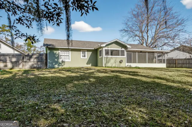 $1,800 | 107 Navajo Court, St. Marys, GA 31558