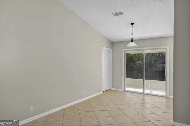 $1,800 | 107 Navajo Court, St. Marys, GA 31558