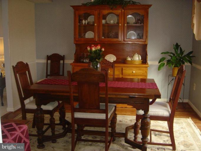 13211 Jasper Road Fairfax, VA 22033 - Photo 3 of 30 Dining Room #2