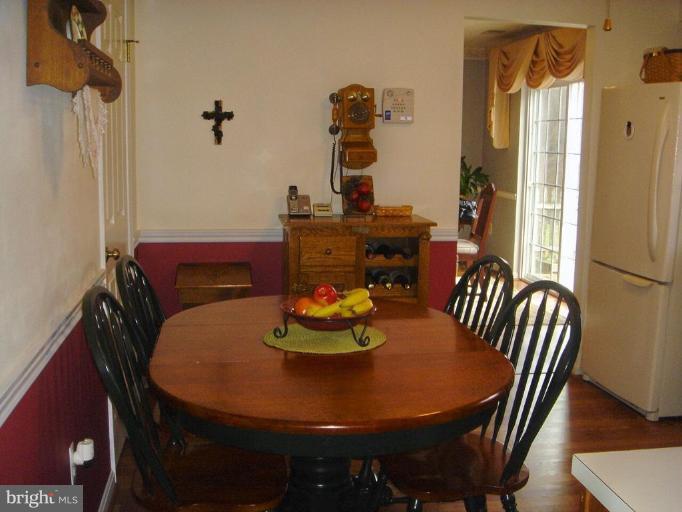 13211 Jasper Road Fairfax, VA 22033 - Photo 8 of 30 Breakfast Area
