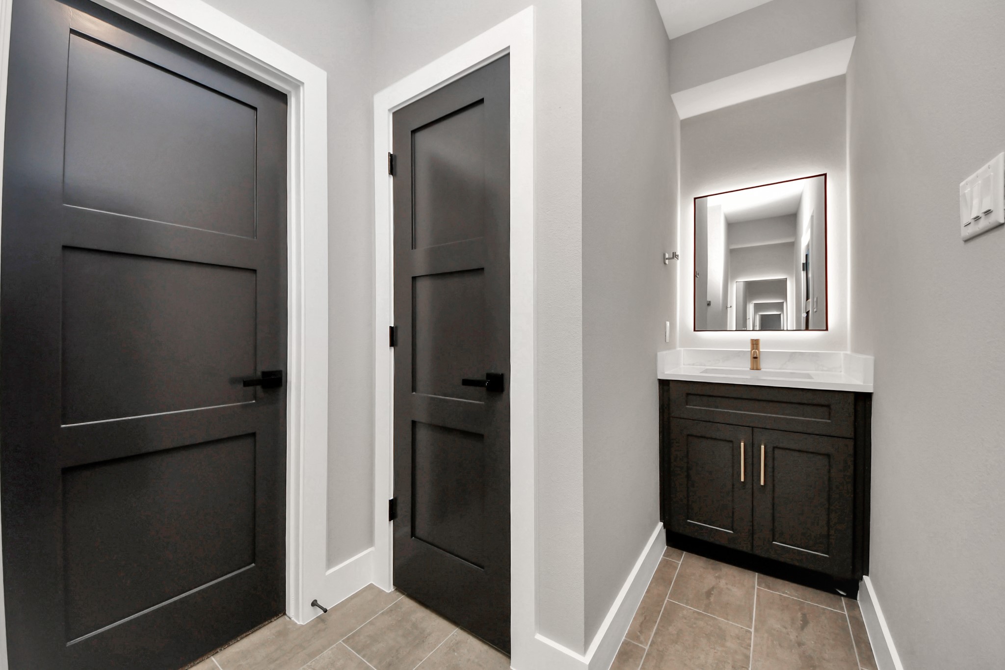 29727 Spring Forest Drive Spring, TX 77386 - Photo 21 of 37 a room with a refrigerator and a sink