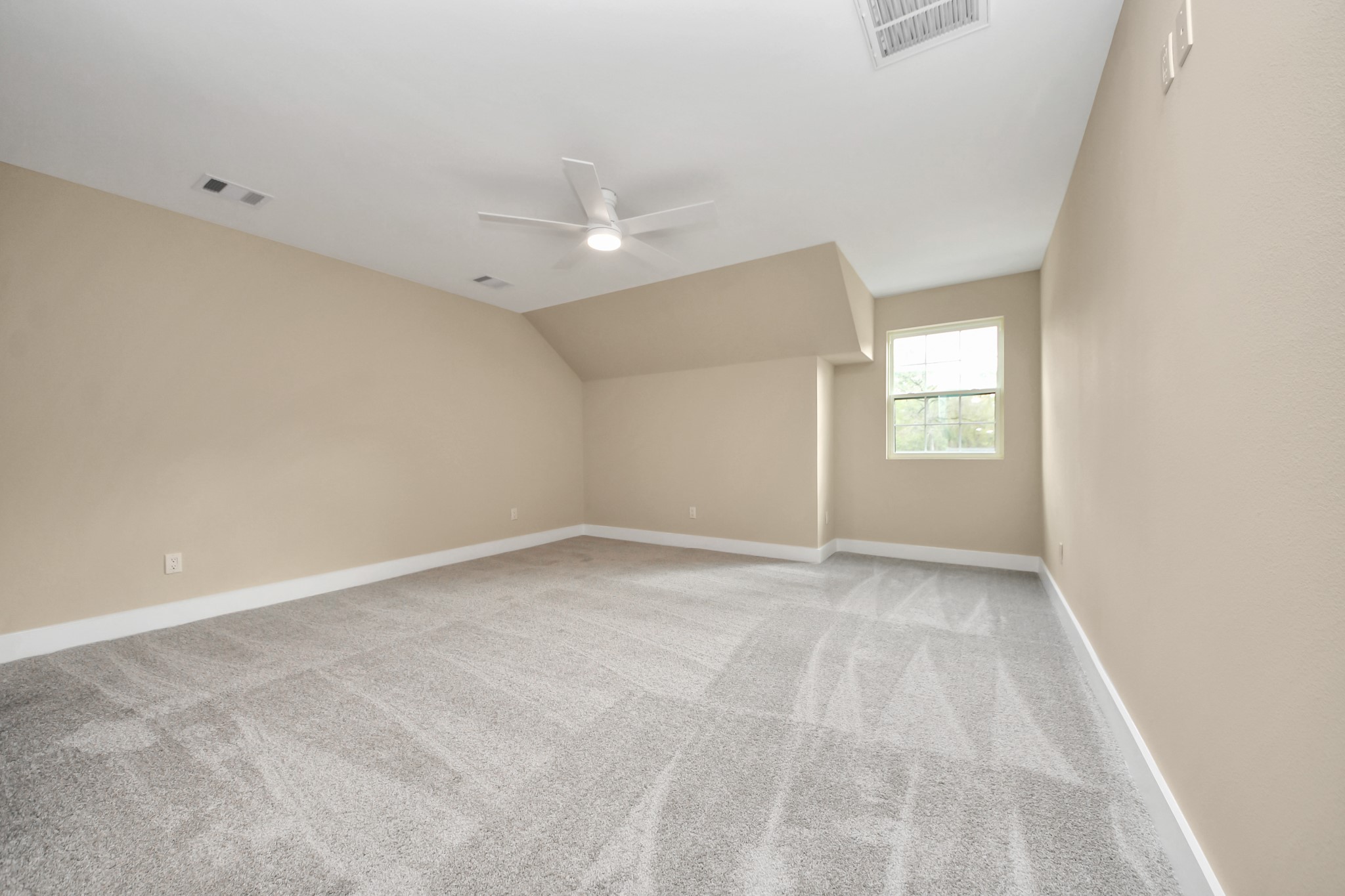 29727 Spring Forest Drive Spring, TX 77386 - Photo 26 of 37 wooden floor in an empty room