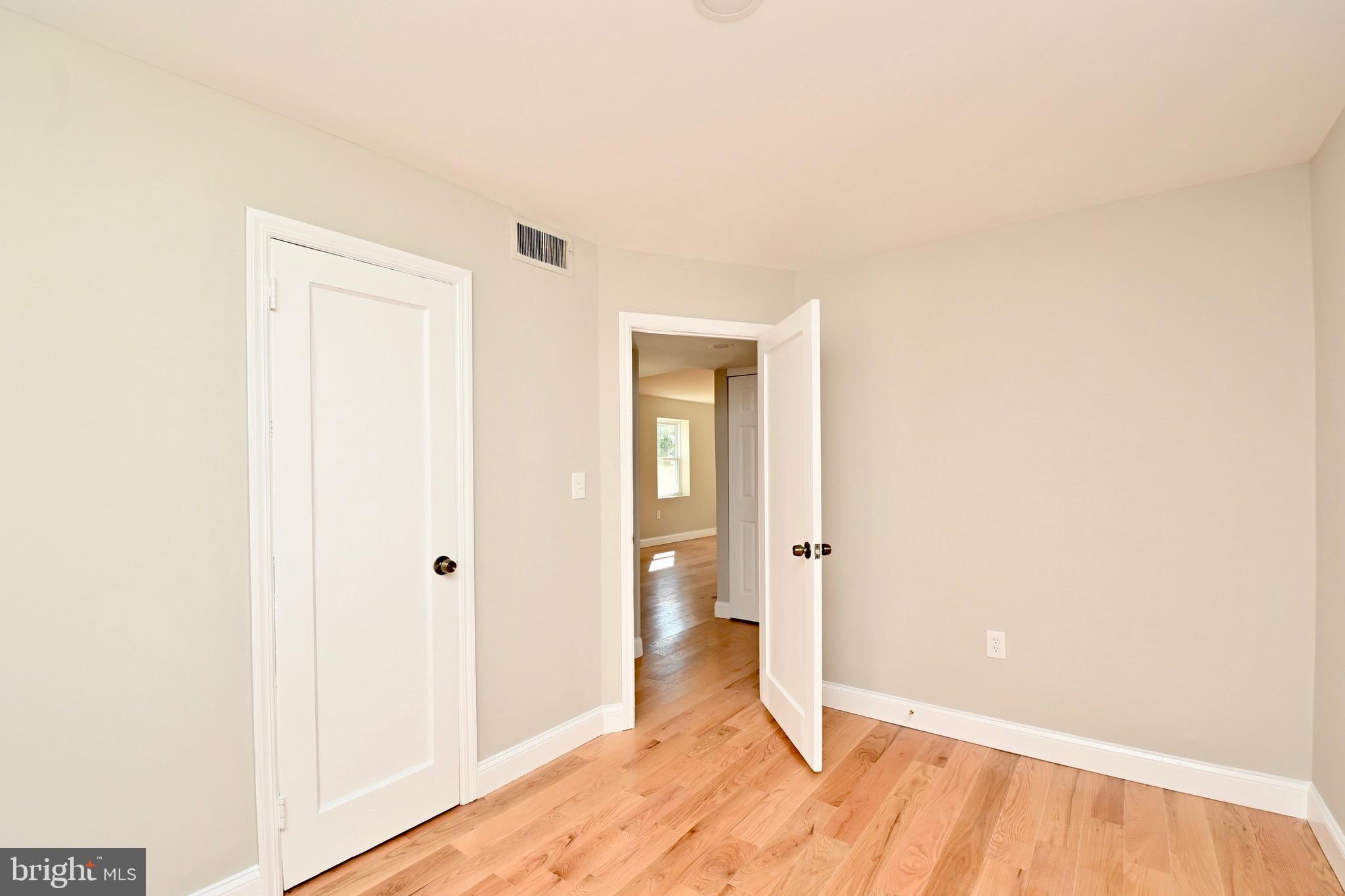 148 Moncure Drive Alexandria, VA 22314 - Photo 12 of 30