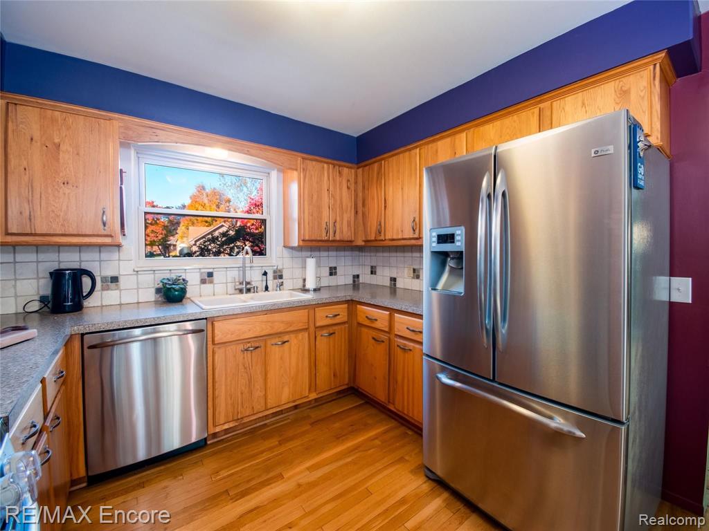 931 Stag Ridge Road Rochester Hills, MI 48309 - Photo 16 of 34
