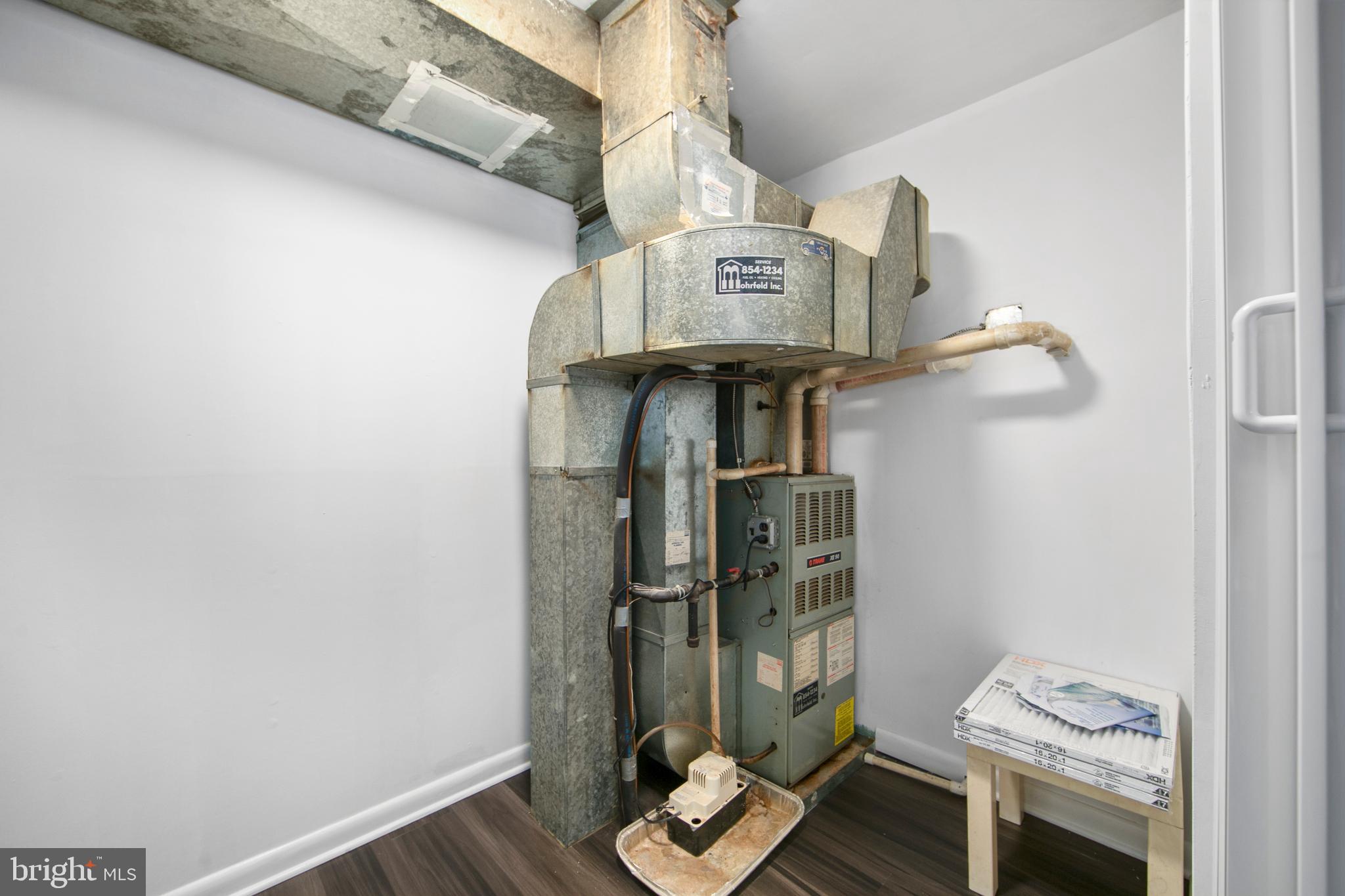 325 Landis Avenue Oaklyn, NJ 08107 - Photo 35 of 46 a view of entryway with wooden floor