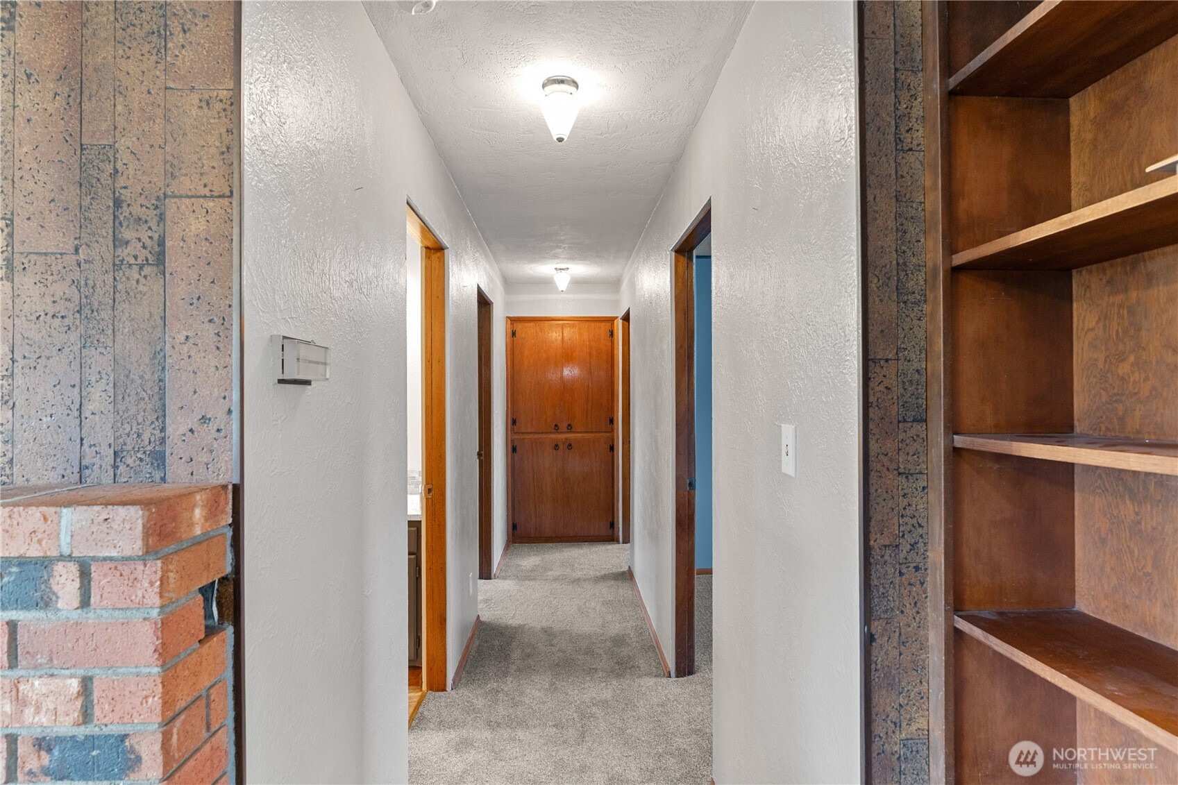 214 Talbot Street North Montesano, WA 98563 - Photo 13 of 40 a view of an entryway
