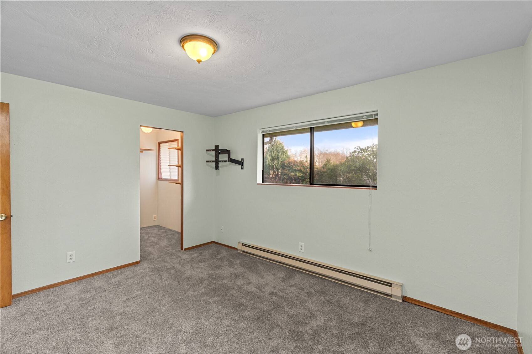 214 Talbot Street North Montesano, WA 98563 - Photo 18 of 40 an empty room with windows