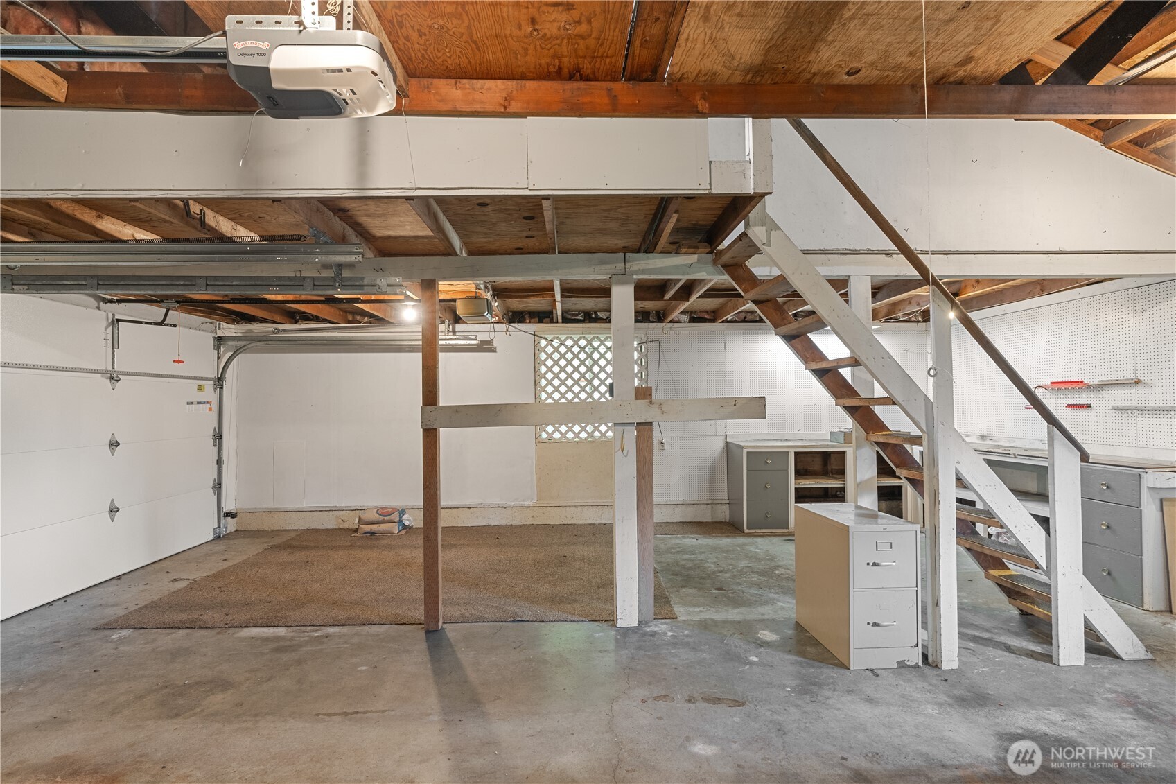 214 Talbot Street North Montesano, WA 98563 - Photo 24 of 40 a view of a garage