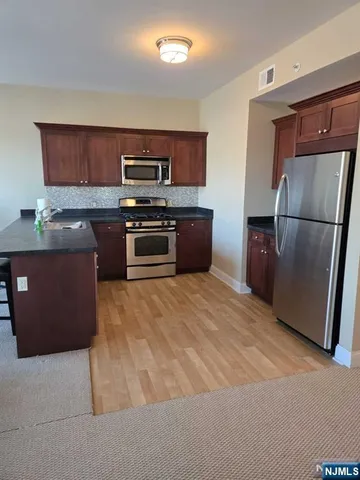 $349,900 | 447 Fairview Avenue, Unit 304, Fairview, NJ 07022