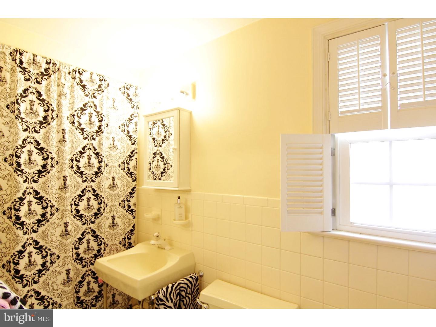 459 Margo Lane Berwyn, PA 19312 - Photo 3 of 22 Gallery Image 3