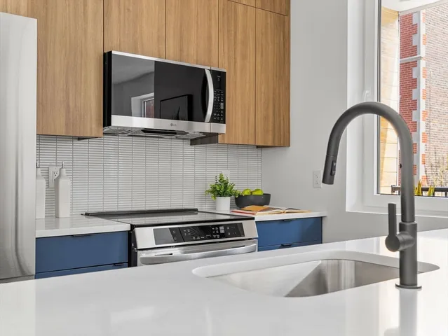 $699,000 | 27 Dixwell Street, Unit 12, Boston, MA 02119