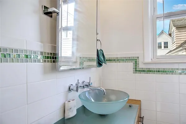 $359,000 | 539 Lloyd Avenue, Unit 8, Providence, RI 02906