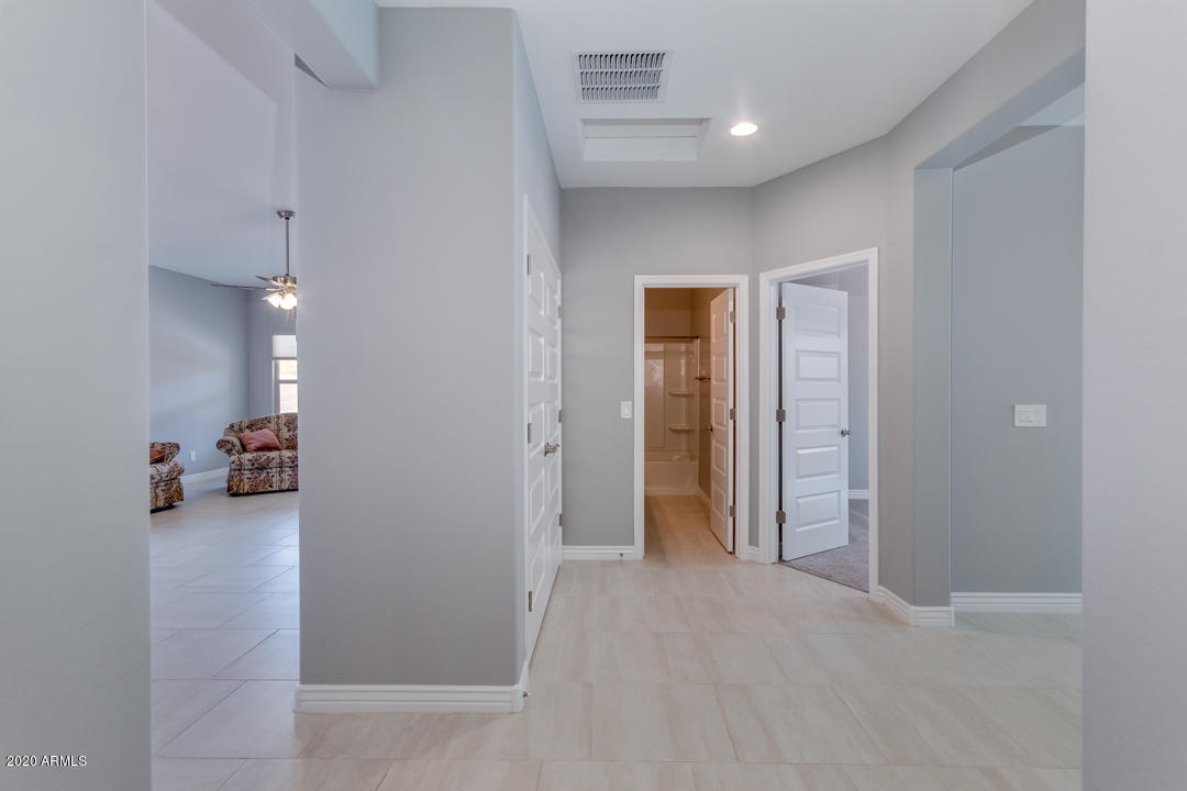 2304 East Mewes Road Gilbert, AZ 85298 - Photo 2 of 60 05-Mews