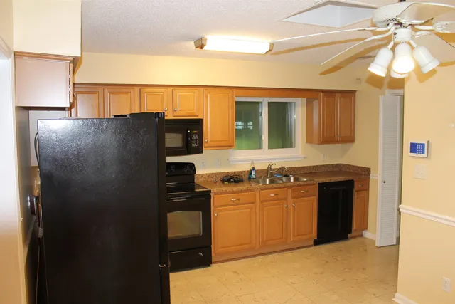 $285,000 | 1082 Richardson Road, Tallahassee, FL 32301