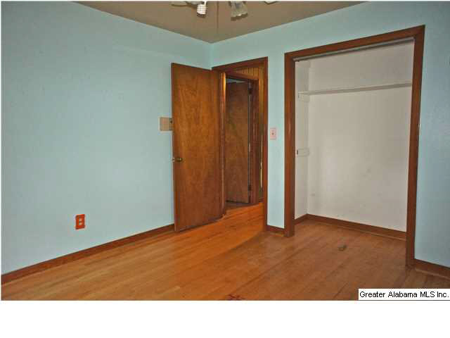 336 Sun Valley Road Birmingham, AL 35215 - Photo 23 of 32